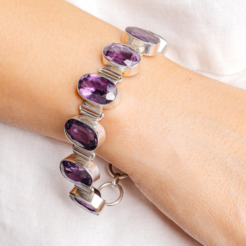 Lab Created Alexandrite Bracelet 6 to 7" (.925 Sterling Silver)