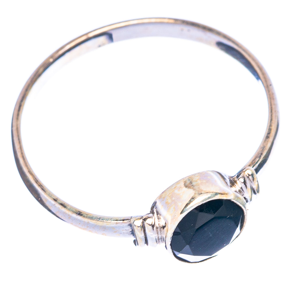 Black Onyx Dainty Ring Size 8 (925 Sterling Silver) R146998