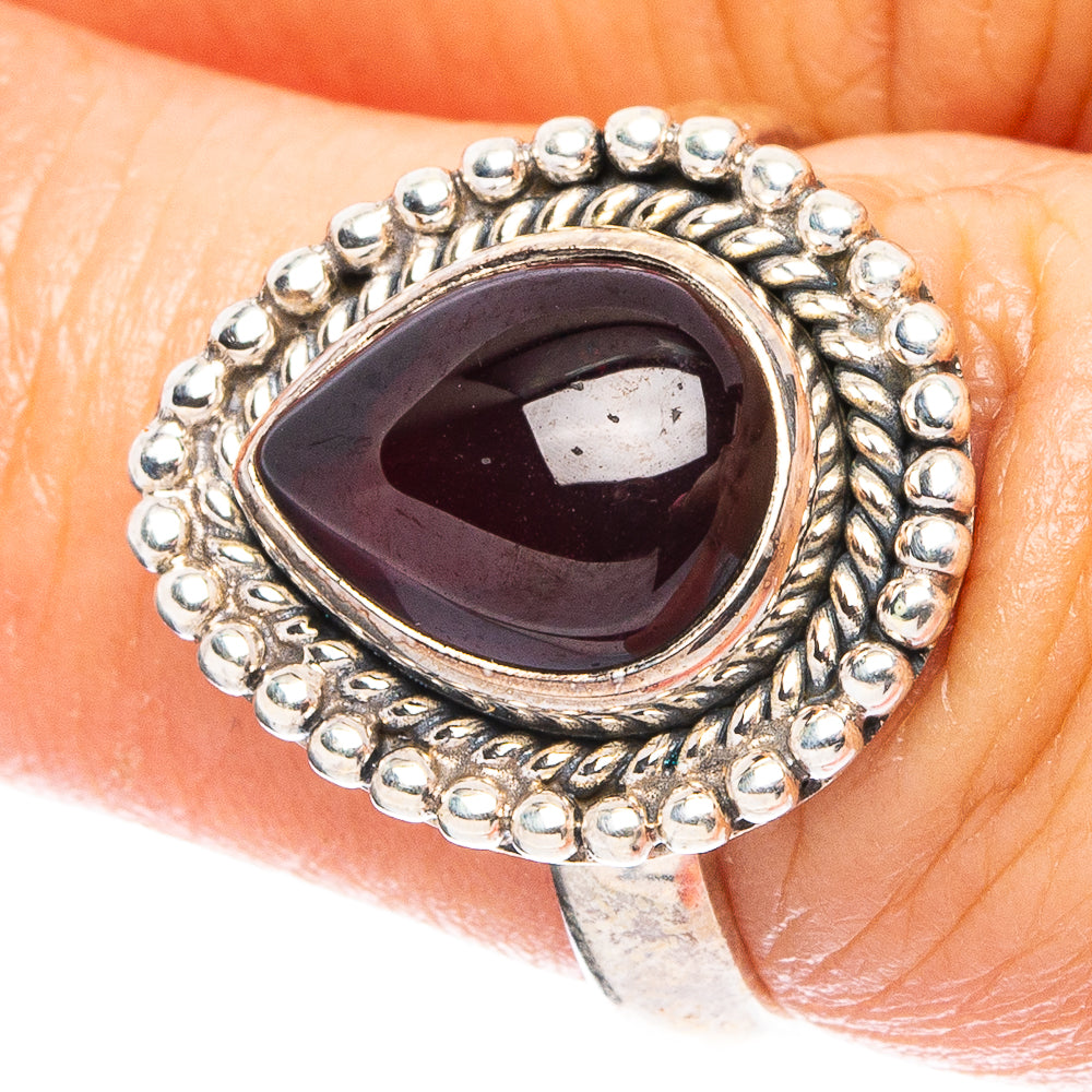 Garnet 925 Sterling Silver Ring Size 6.75 (925 Sterling Silver) R6057