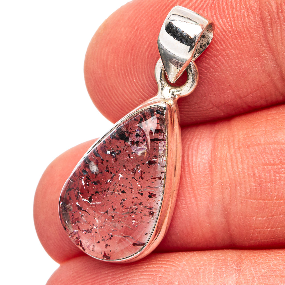 Orire Lucky Quartz Pendant 1 1/8" (.925 Sterling Silver)
