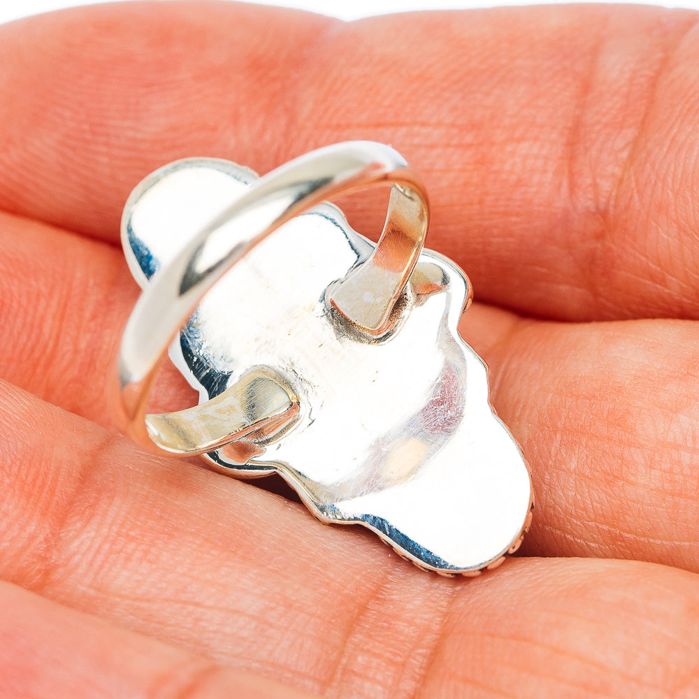 Labradorite Ring Size 8 (.925 Sterling Silver)
