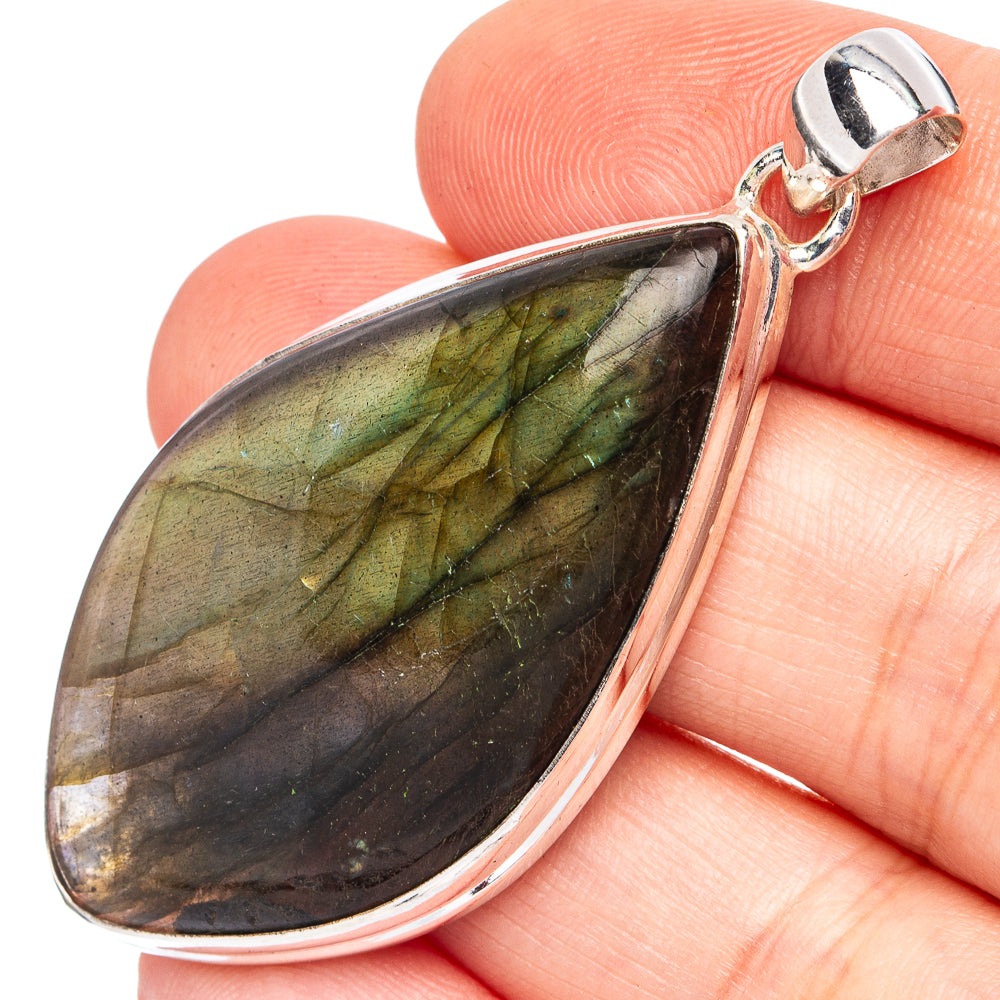 Labradorite Pendant 2 1/8" (925 Sterling Silver) P45130