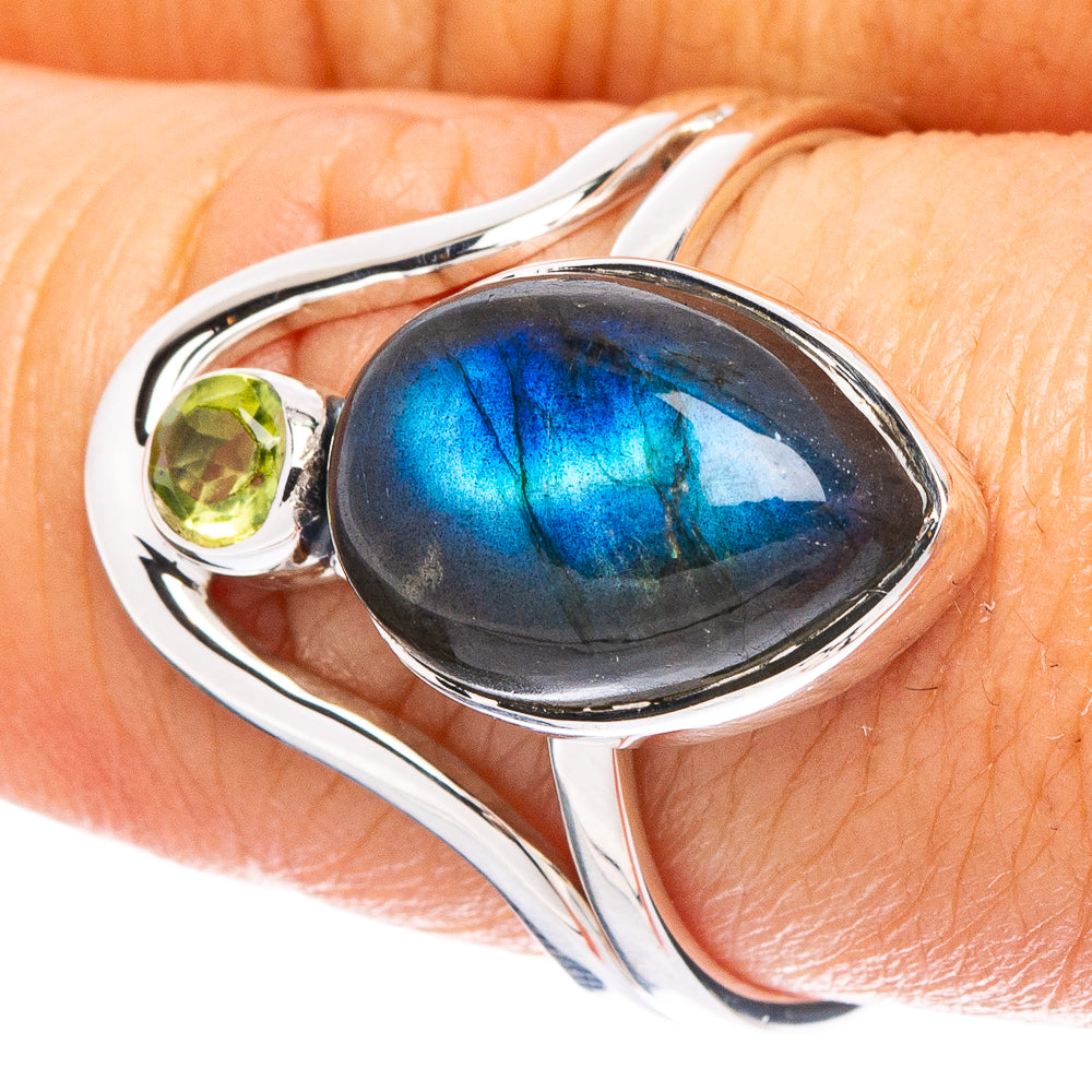 Labradorite, Peridot 925 Sterling Silver Premium Ring Size 8.75 (925 Sterling Silver) R6483