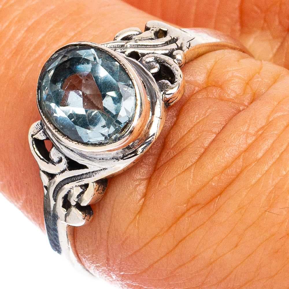 Dainty Blue Topaz Ring Size 6.5 (925 Sterling Silver) R8561