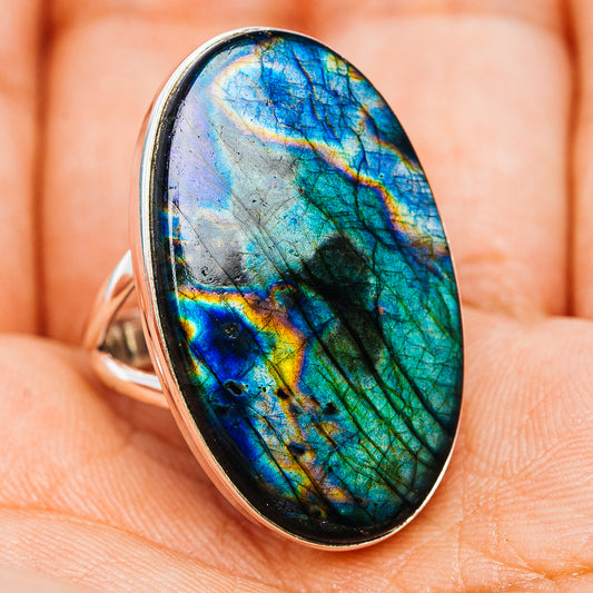 Labradorite gemstone ring in .925 sterling silver, oval face with blue-green glow