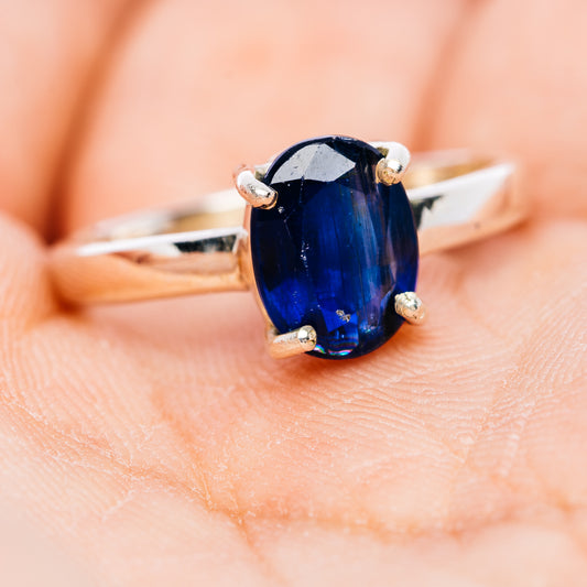 Faceted Sapphire Blue Kyanite Ring Size 7.75 (.925 Sterling Silver)