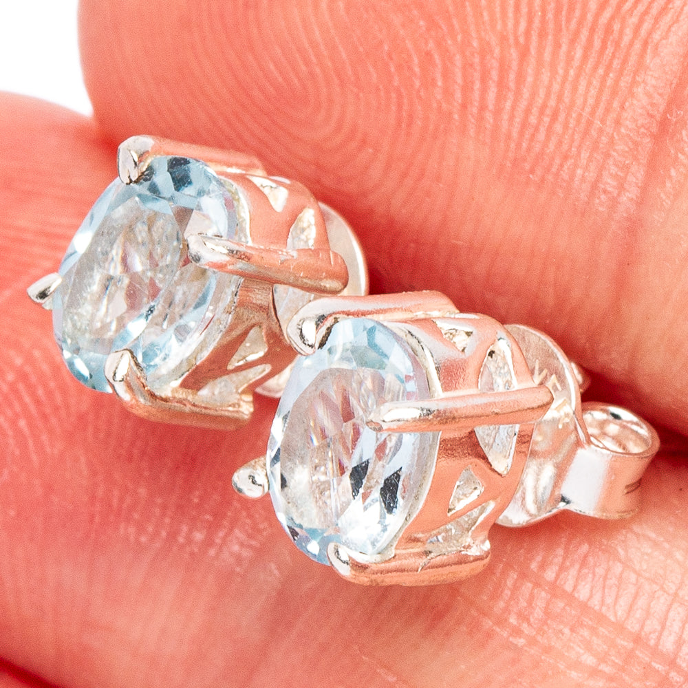 Blue Topaz Earrings 1/4" (925 Sterling Silver) E2601