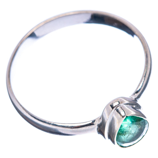 Sterling silver emerald ring, oval green gemstone on size 9.75 band.