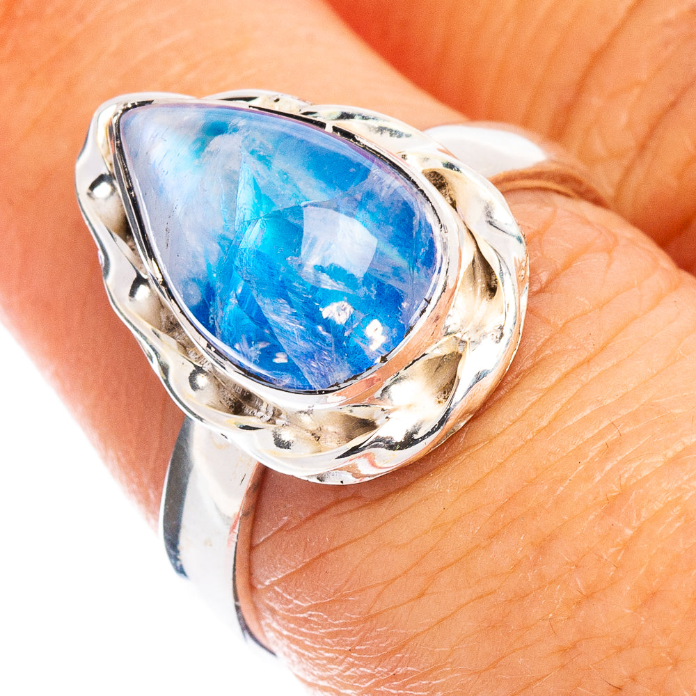 Rainbow Moonstone Ring Size 7 (925 Sterling Silver) R7870