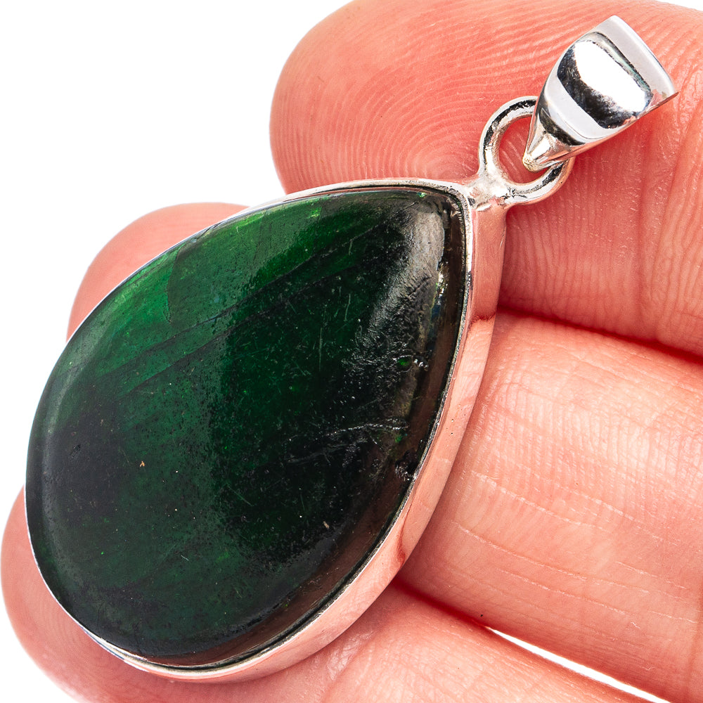 Green Labradorite Pendant 1 5/8" (925 Sterling Silver) P45148