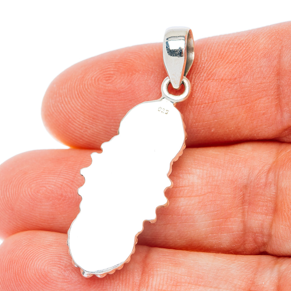 Sterling silver moon-shaped pendant with plain reverse and loop bail