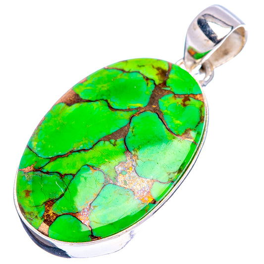 Oval green turquoise cabochon pendant in silver bezel, scalloped edge