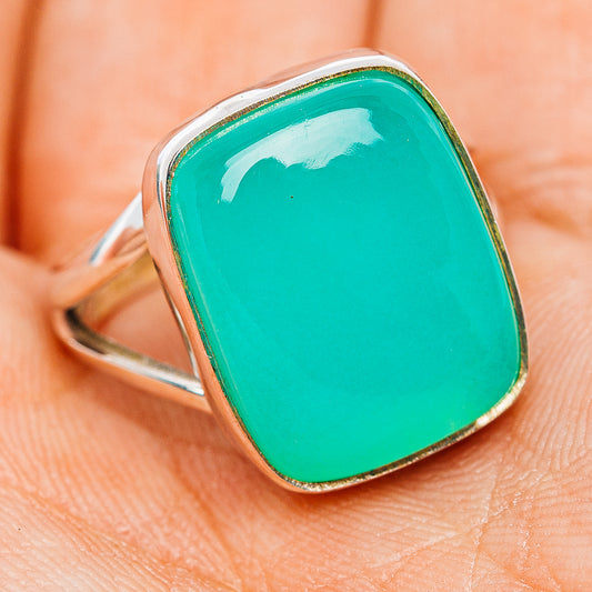 Sterling silver ring with turquoise-green chrysoprase cabochon, green gemstone set high