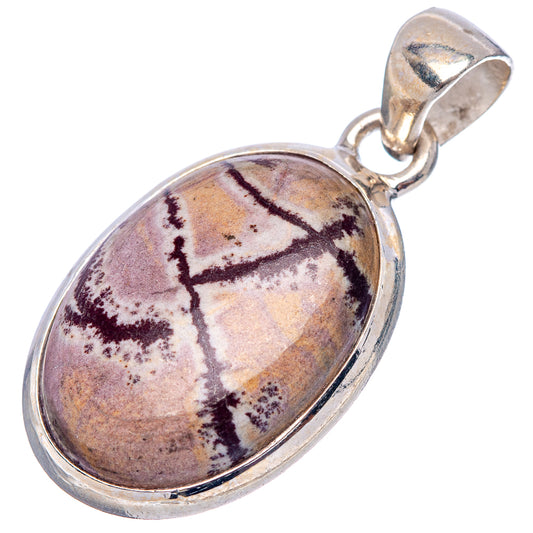 Sonora dendritic pendant in .925 sterling silver, oval frame with stone pattern view.