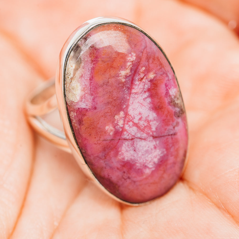 Oval pink/red cabochon gemstone ring in .925 sterling silver bezel