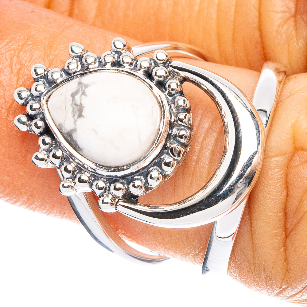 Howlite 925 Sterling Silver Premium Ring Size 5.5 (925 Sterling Silver) R6589