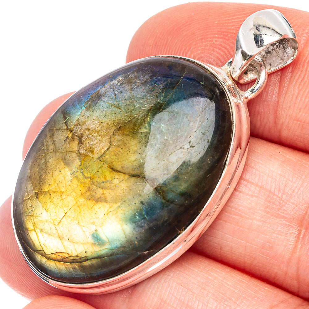 Labradorite Pendant 1 5/8" (925 Sterling Silver) P44777