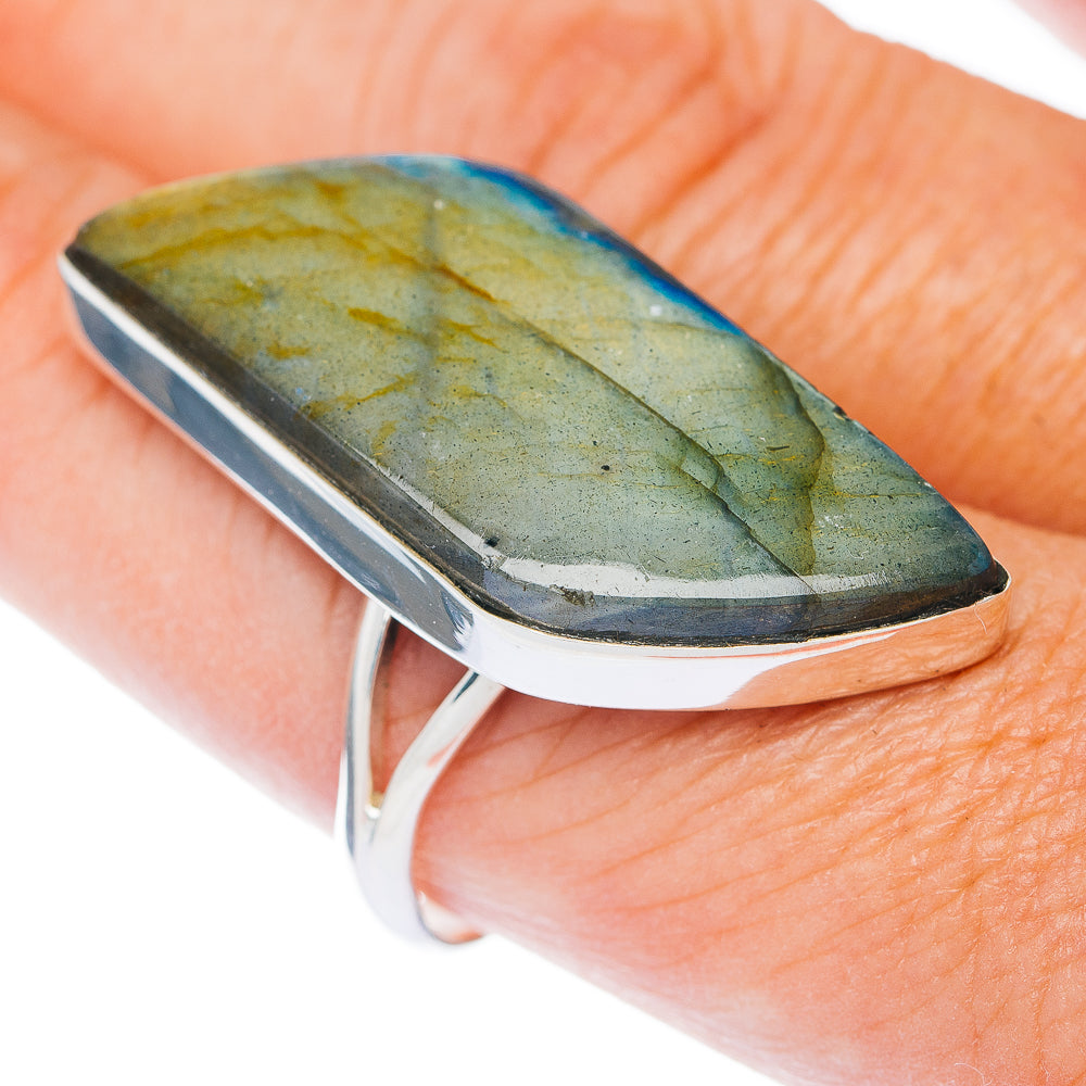 Large Premium Spectrolite Ring Size 10.25 (.925 Sterling Silver)