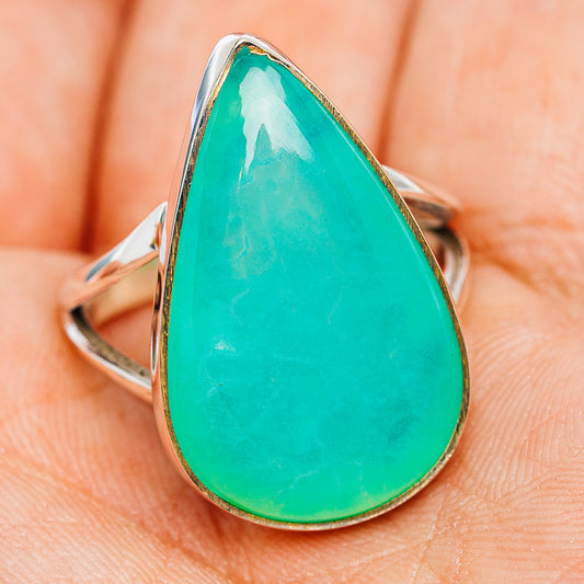 Teardrop chrysoprase ring in .925 sterling silver, size 10, green cabochon side view