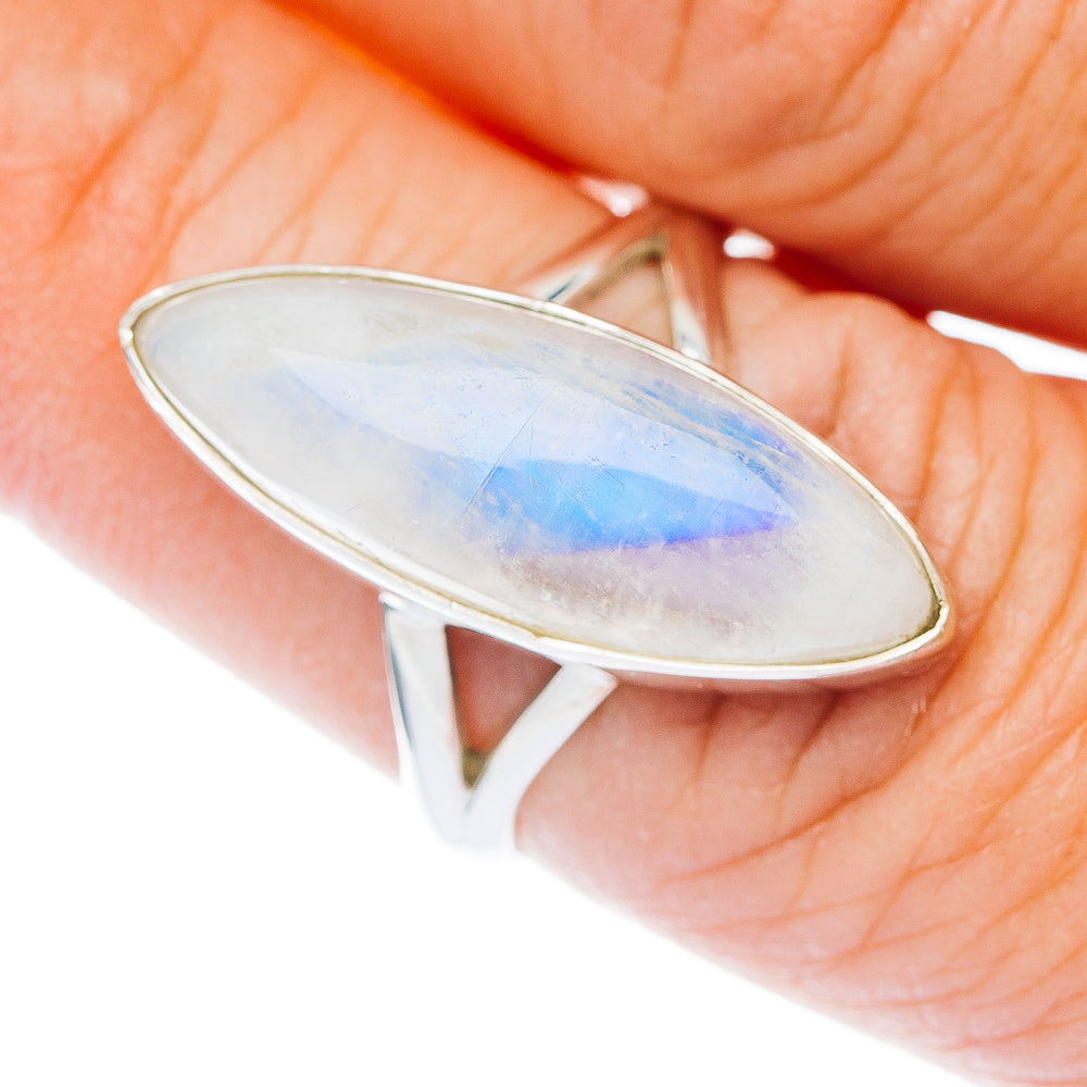 Oval .925 sterling silver moonstone ring with iridescent blue-purple sheen