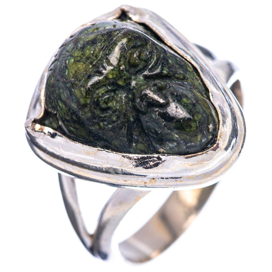 Sterling silver labradorite ring with large oval green-gray cabochon bezel, side view