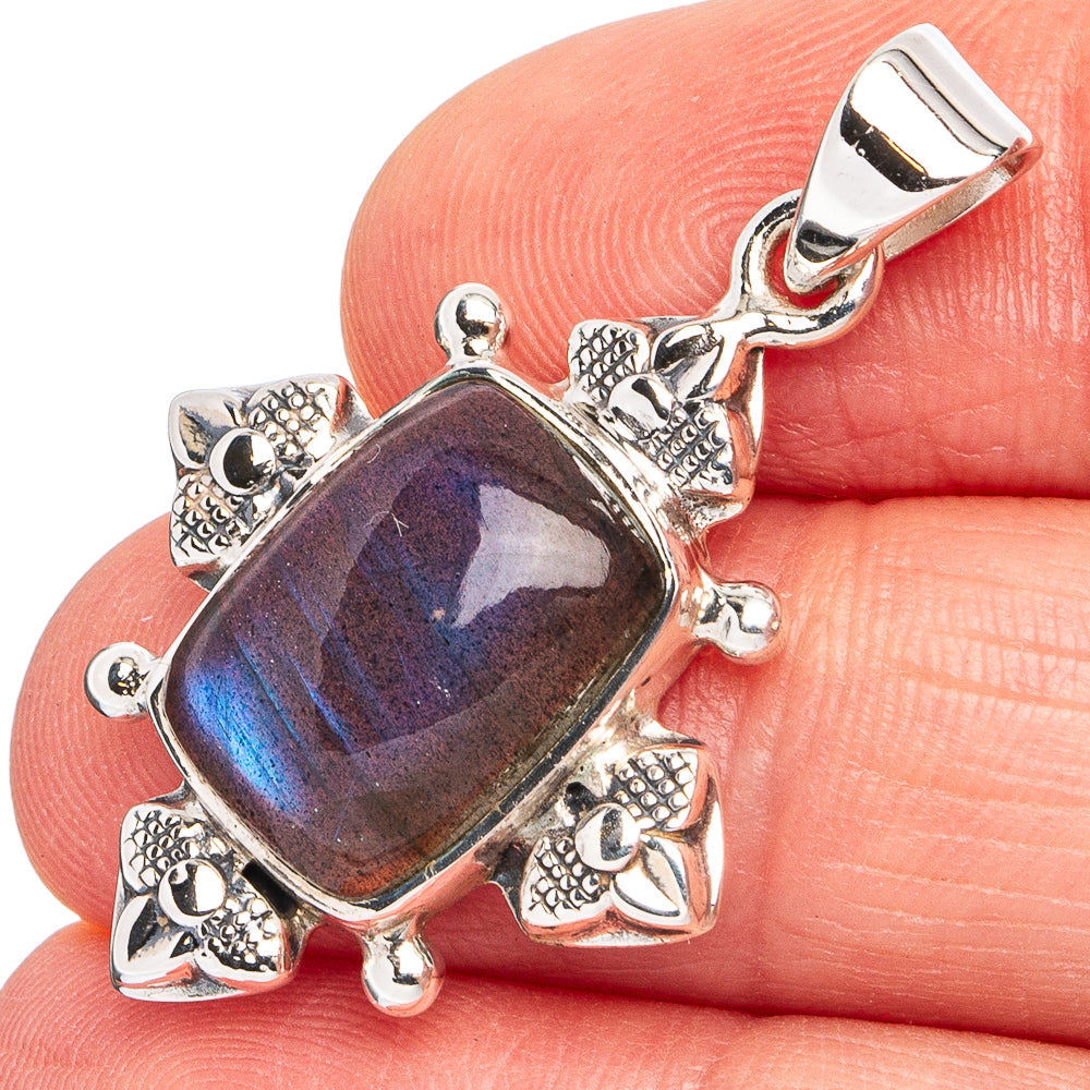 Premium Labradorite Pendant 1 3/8" (925 Sterling Silver) P45044