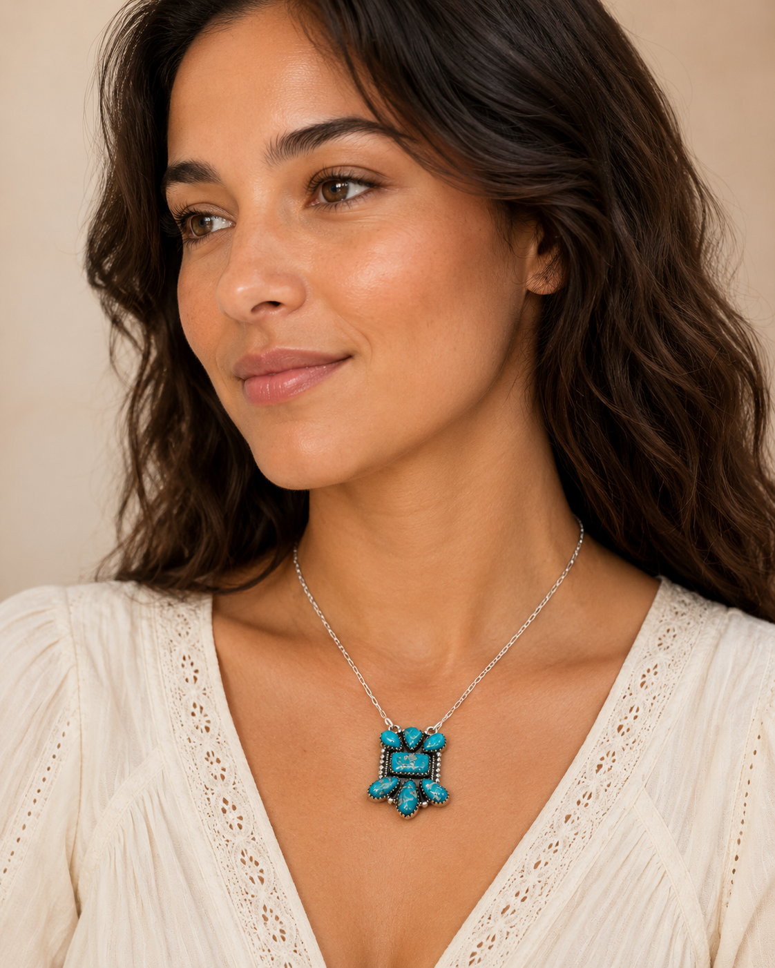 Southwestern Style White Water Turquoise Necklace 16 to 18" (.925 Sterling Silver)