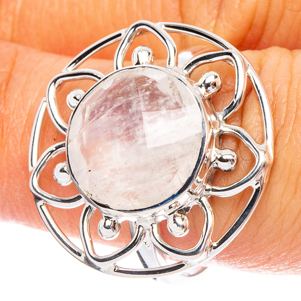 Rainbow Moonstone 925 Sterling Silver Premium Ring Size 7.75 (925 Sterling Silver) R6594