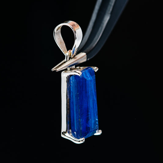 8.83ct Faceted Kyanite Pendant 1" (.925 Sterling Silver)