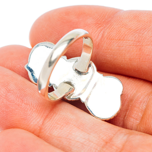 Labradorite Ring Size 6.75 (.925 Sterling Silver)