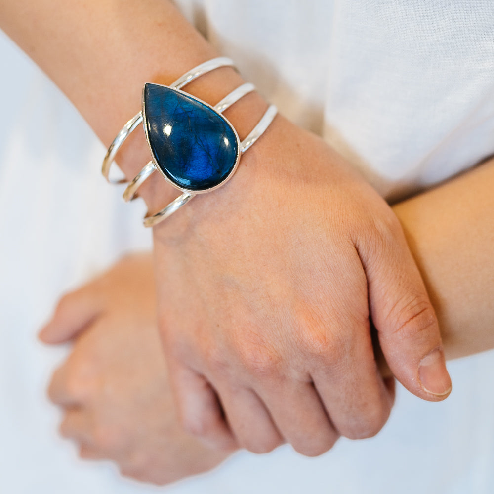 Labradorite Bracelets handcrafted by Ana Silver Co - BR90180 - Photo 2
