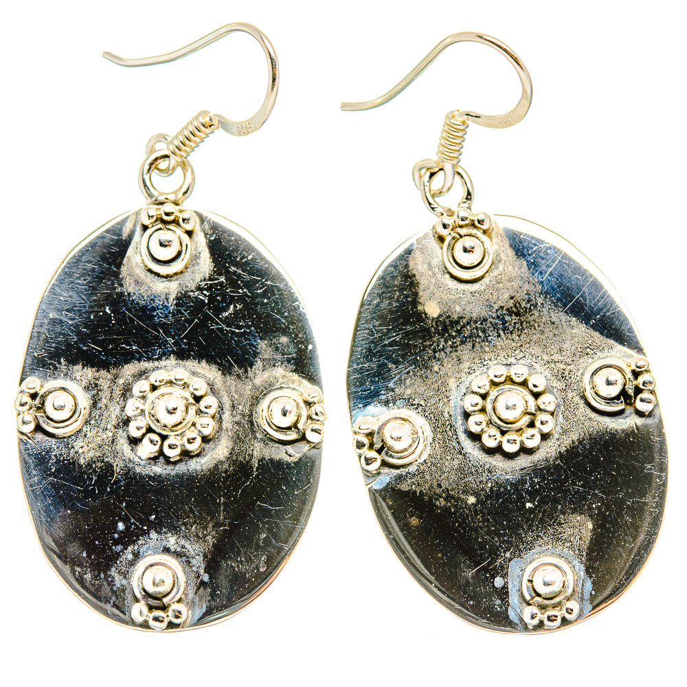 Engraved Earrings handcrafted by Ana Silver Co - EARR426386 - Photo 2