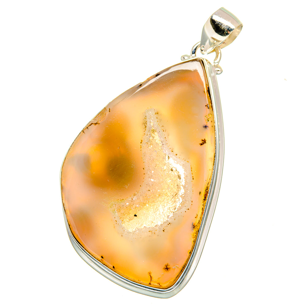 White Geode Slice Pendants handcrafted by Ana Silver Co - PD16494 - Photo 2