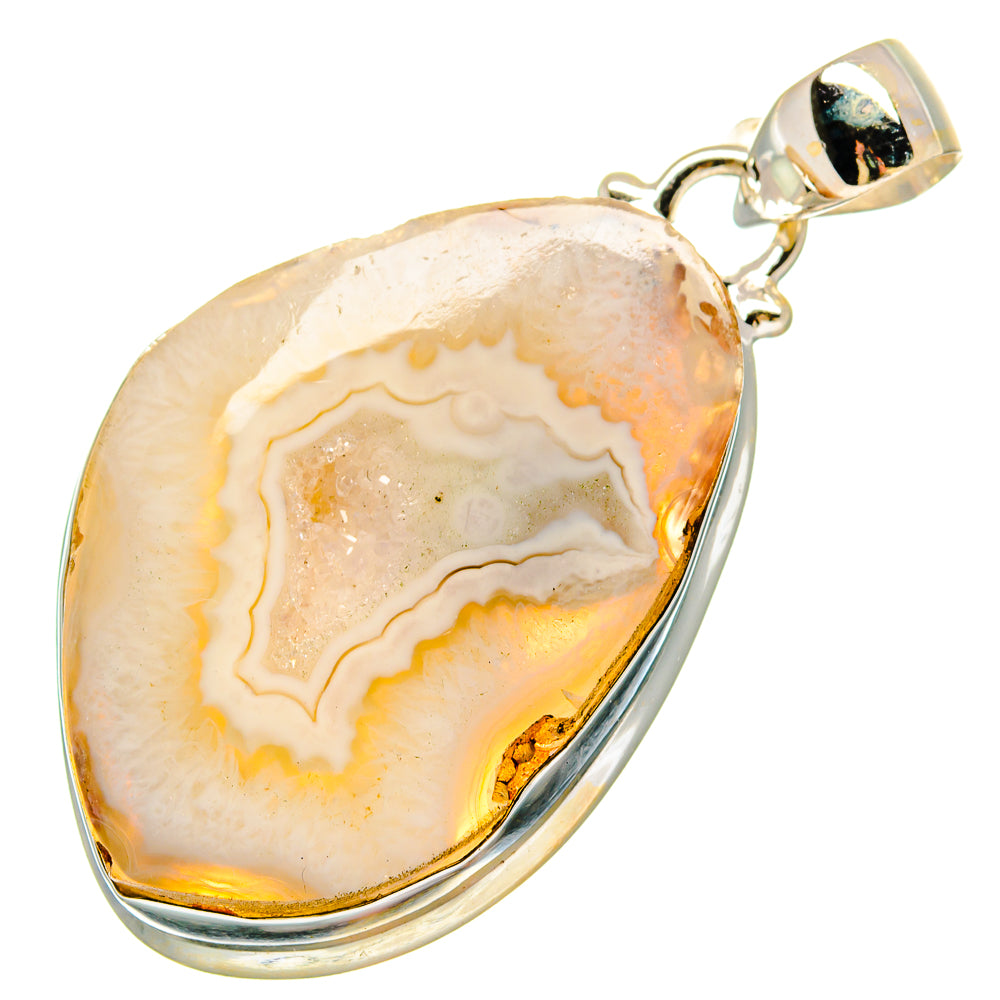 White Geode Slice Pendants handcrafted by Ana Silver Co - PD16637 - Photo 2