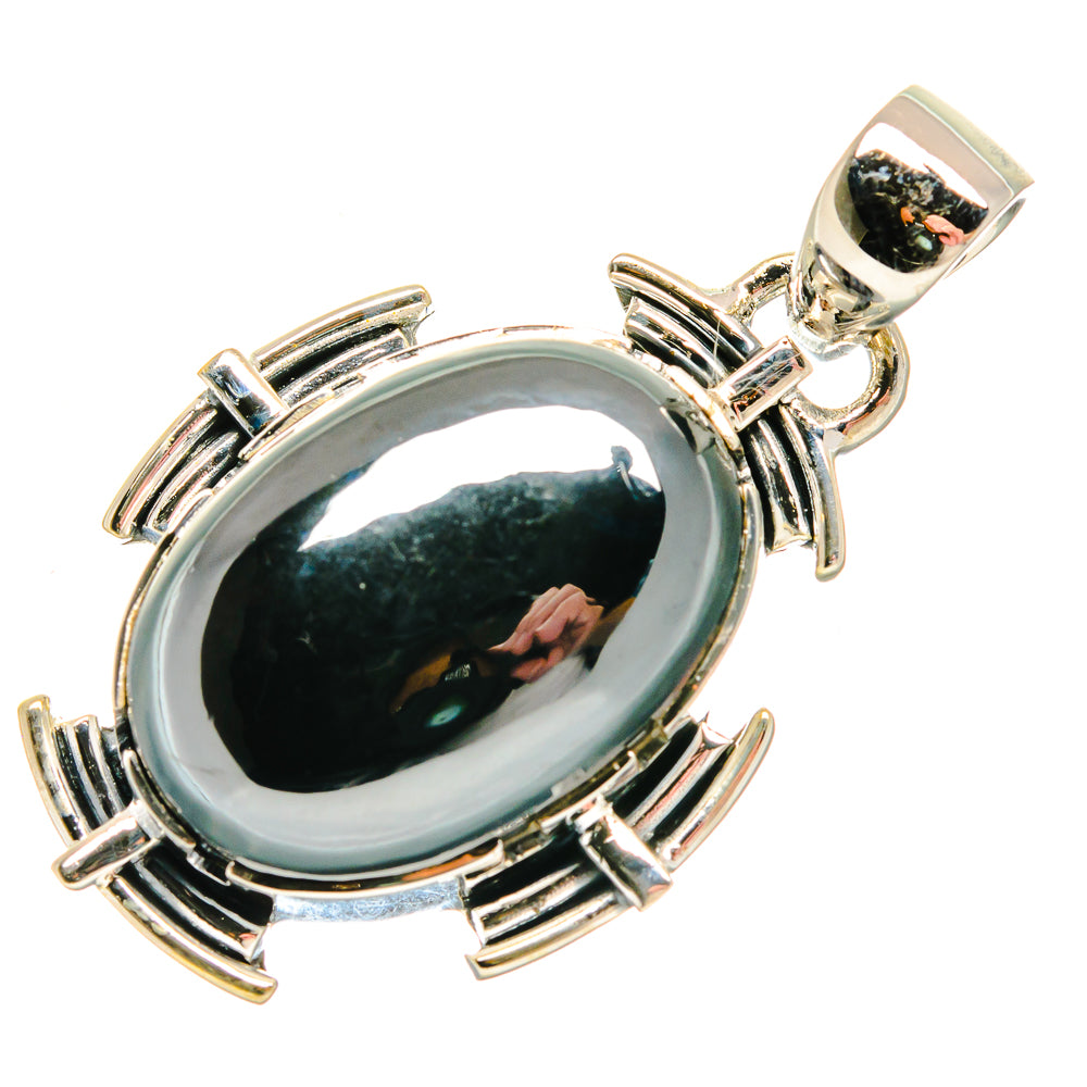 925 sterling silver pendant with oval black gemstone bezel and jump ring