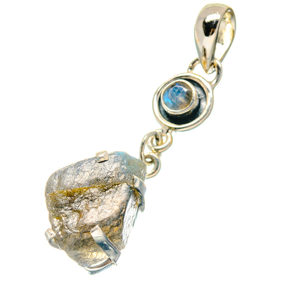 Labradorite Pendants handcrafted by Ana Silver Co - PD19018