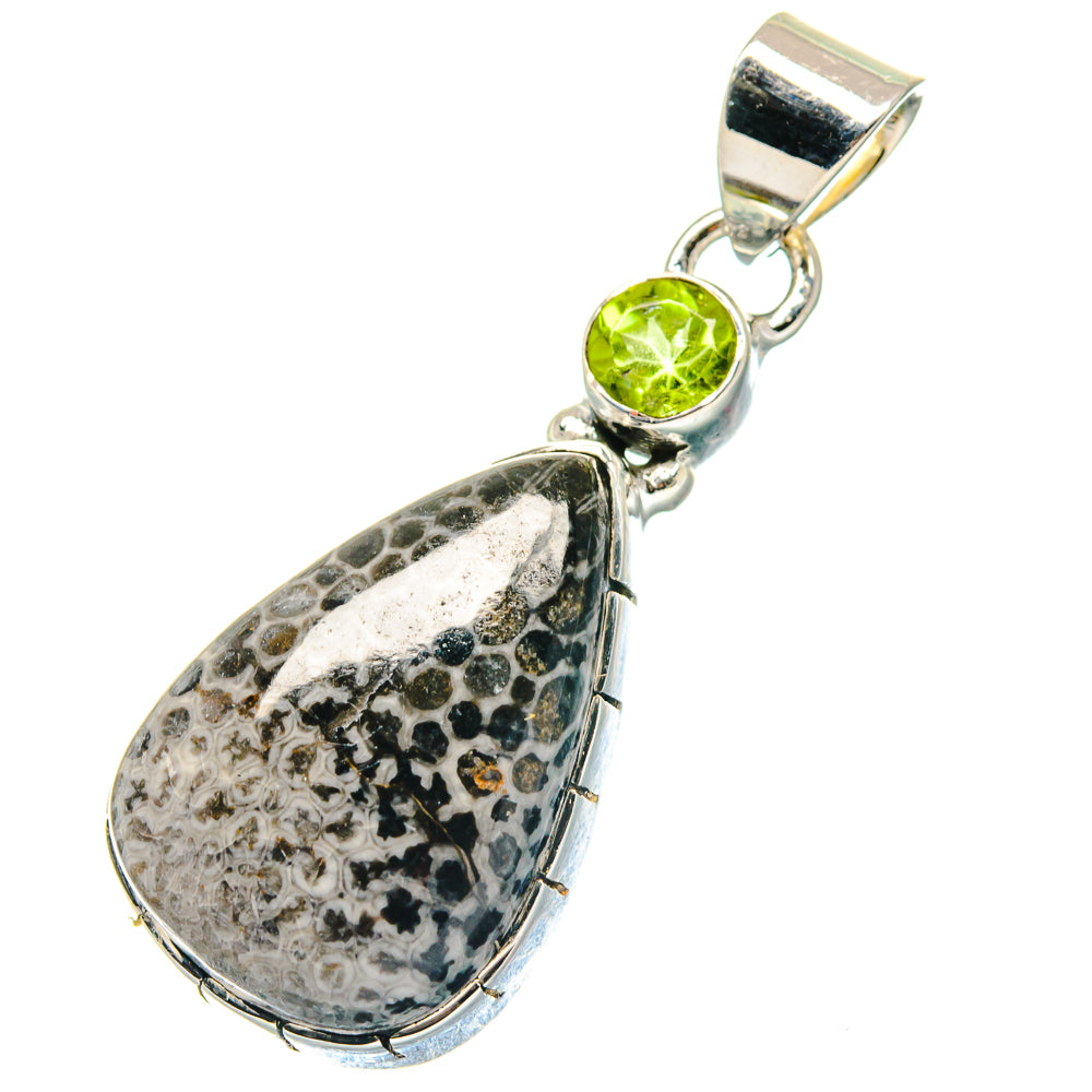 Stingray Coral Pendants handcrafted by Ana Silver Co - PD19318