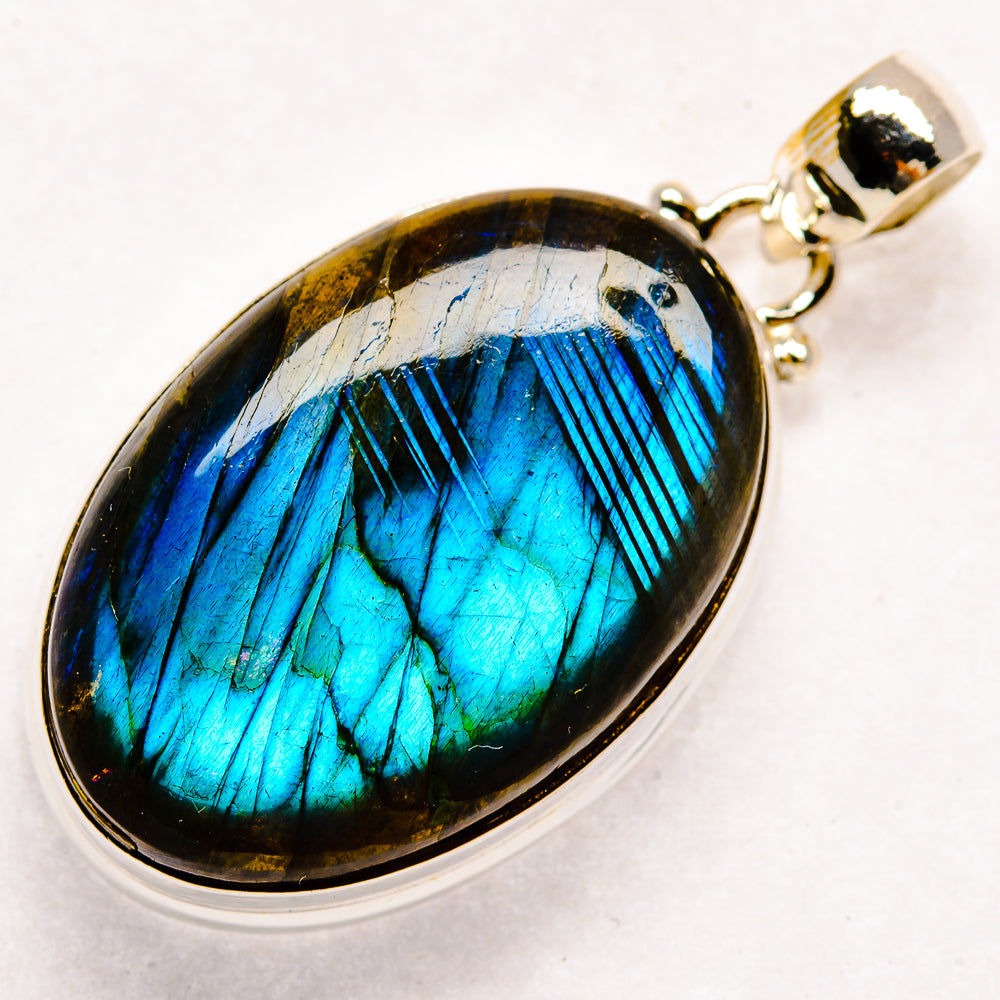 Labradorite Pendants handcrafted by Ana Silver Co - PD22352 - Photo 2