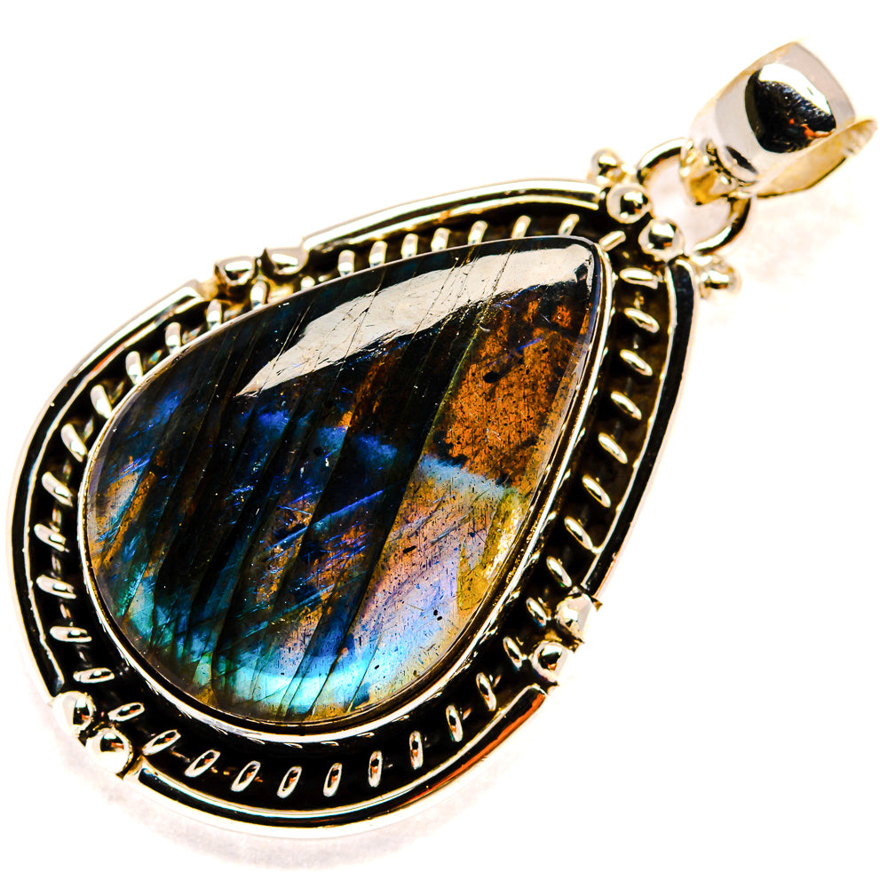 Labradorite Pendants handcrafted by Ana Silver Co - PD23322 - Photo 2