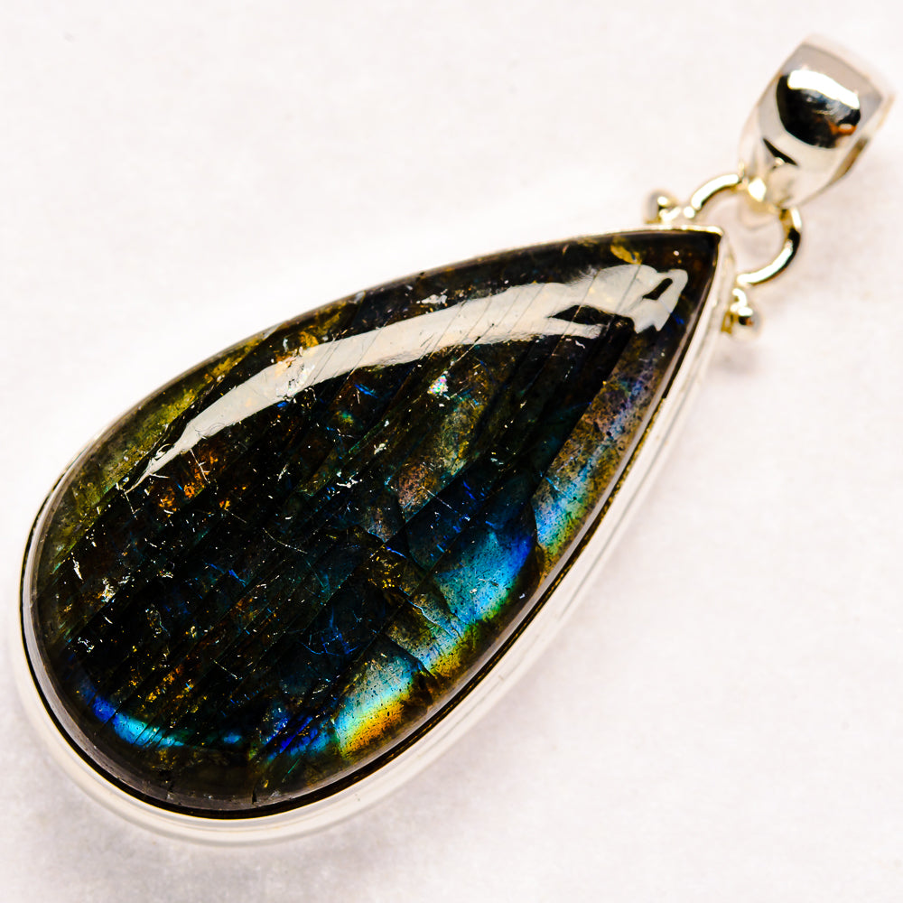 Labradorite Pendants handcrafted by Ana Silver Co - PD23450 - Photo 2