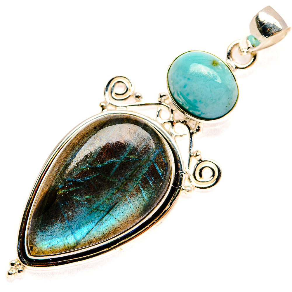 Labradorite Pendants handcrafted by Ana Silver Co - PD27231 - Photo 2