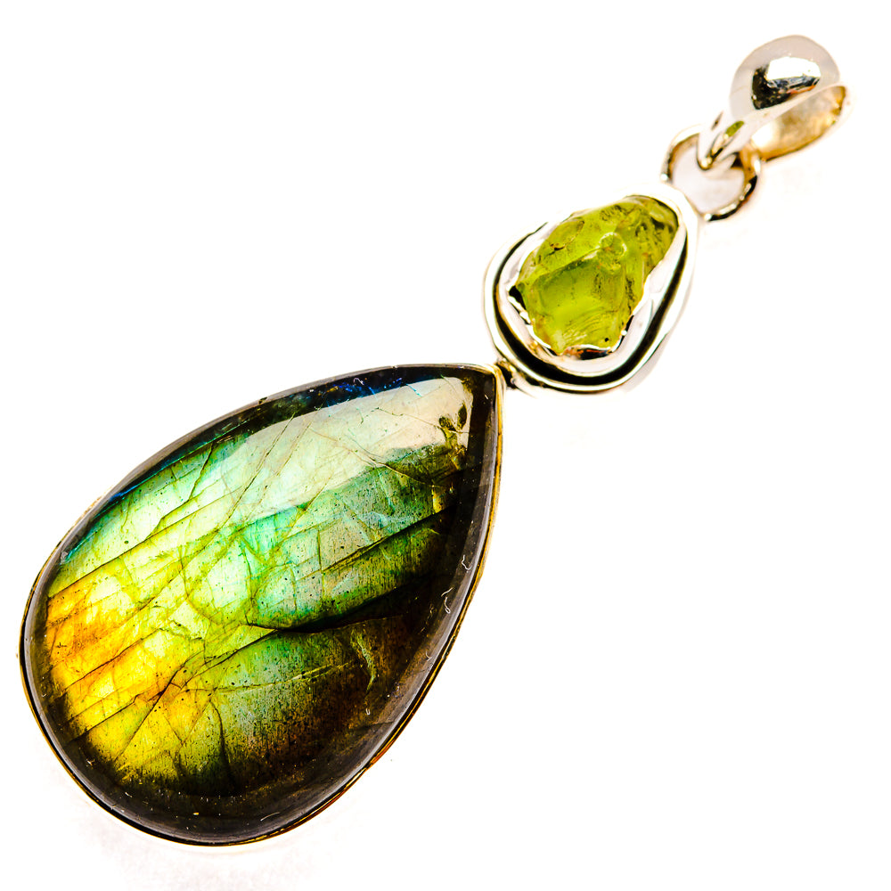 Labradorite Pendants handcrafted by Ana Silver Co - PD27242 - Photo 2