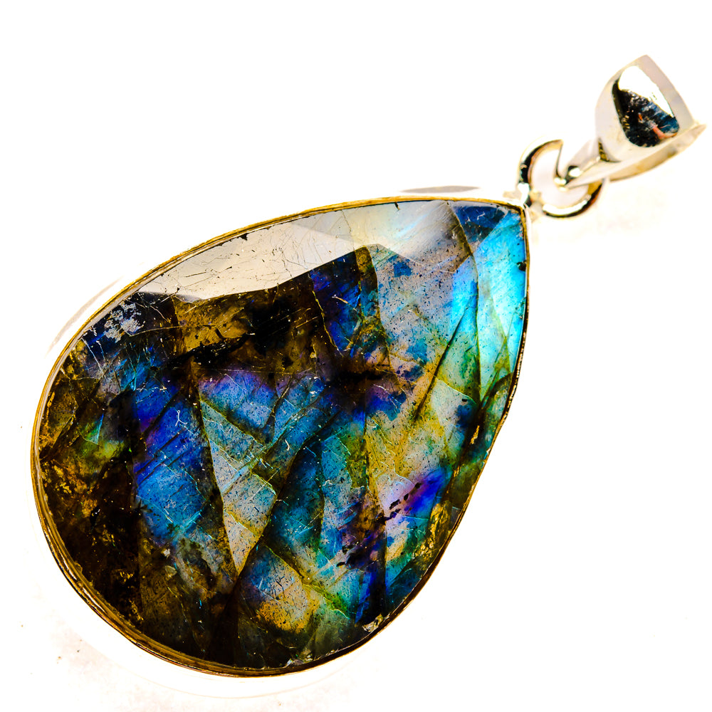 Labradorite Pendants handcrafted by Ana Silver Co - PD28704 - Photo 2