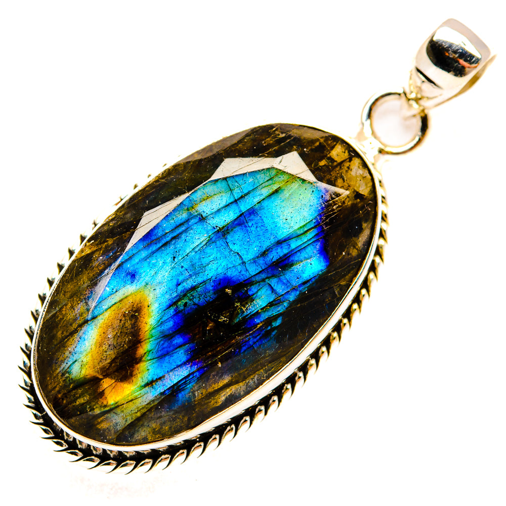 Labradorite Pendants handcrafted by Ana Silver Co - PD29117 - Photo 2