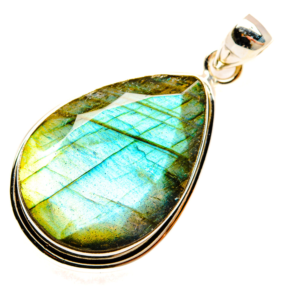 Labradorite Pendants handcrafted by Ana Silver Co - PD29125 - Photo 2