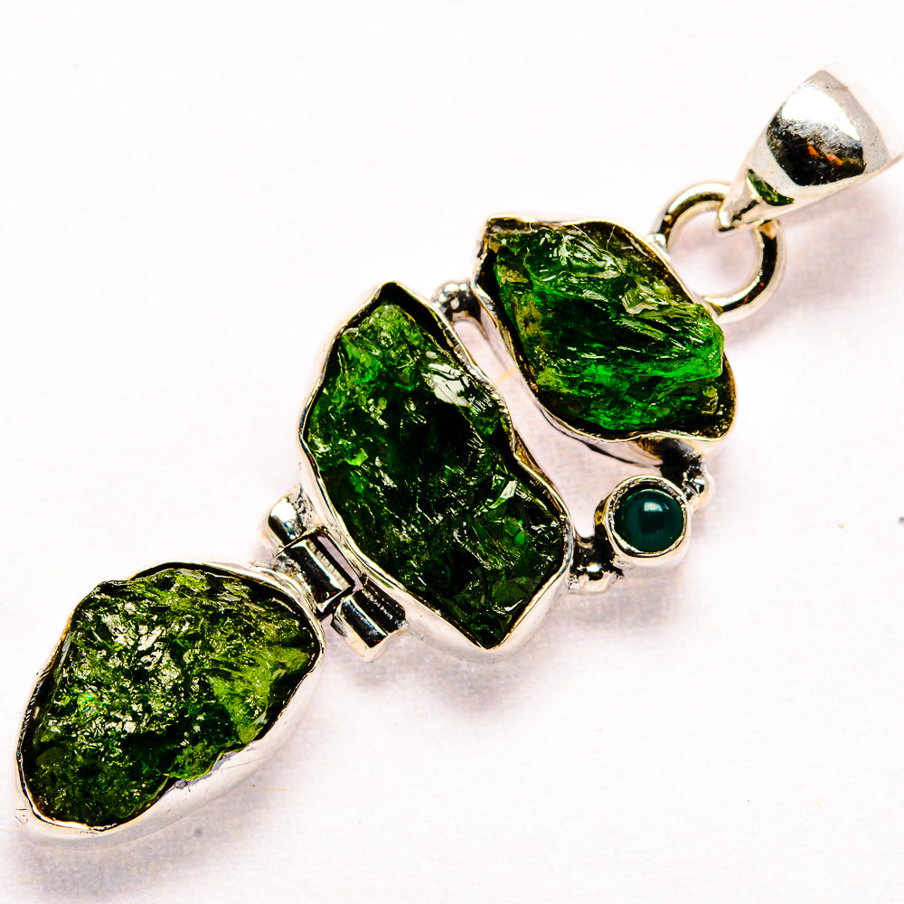 Chrome Diopside Pendants handcrafted by Ana Silver Co - PD35874 - Photo 2