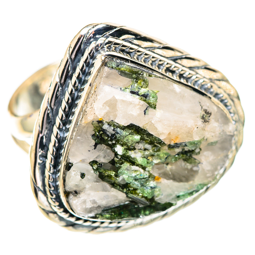 Sterling silver oval quartz ring with green tourmaline inclusions, rope bezel detail