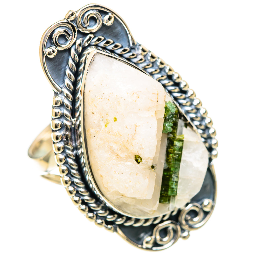 Silver oval ring with green tourmaline in quartz and rope edge, filigree side