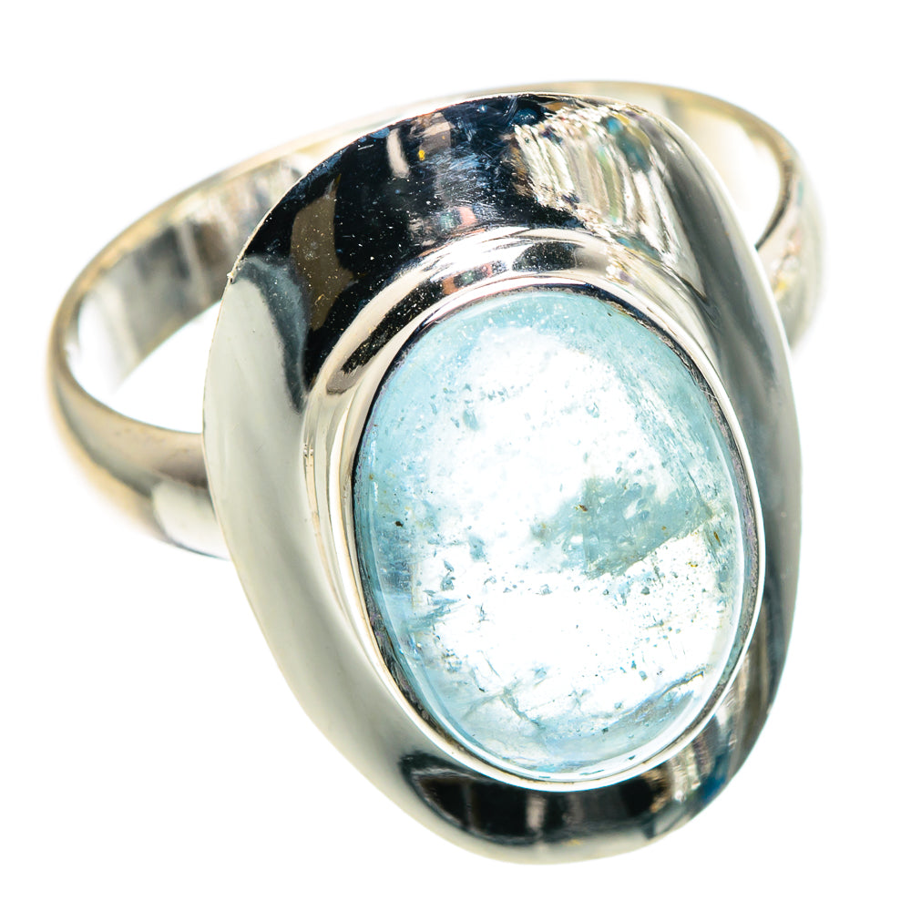 Oval aquamarine gemstone sterling silver ring with polished bezel, size 9.75