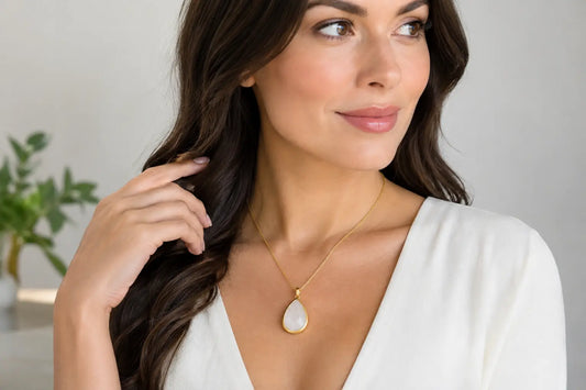 A Smart Guide to Buying Statement Pendants